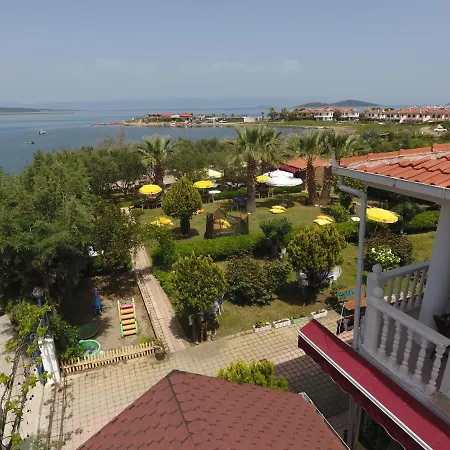 Cunda Asiyan Otel *