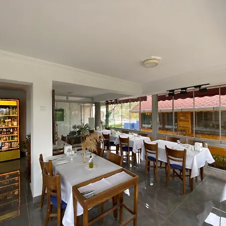 Cunda Asiyan Otel Ayvalı