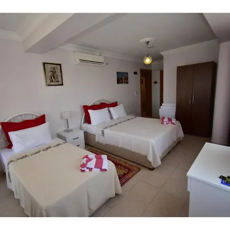Hotel Cunda Asiyan Otel *